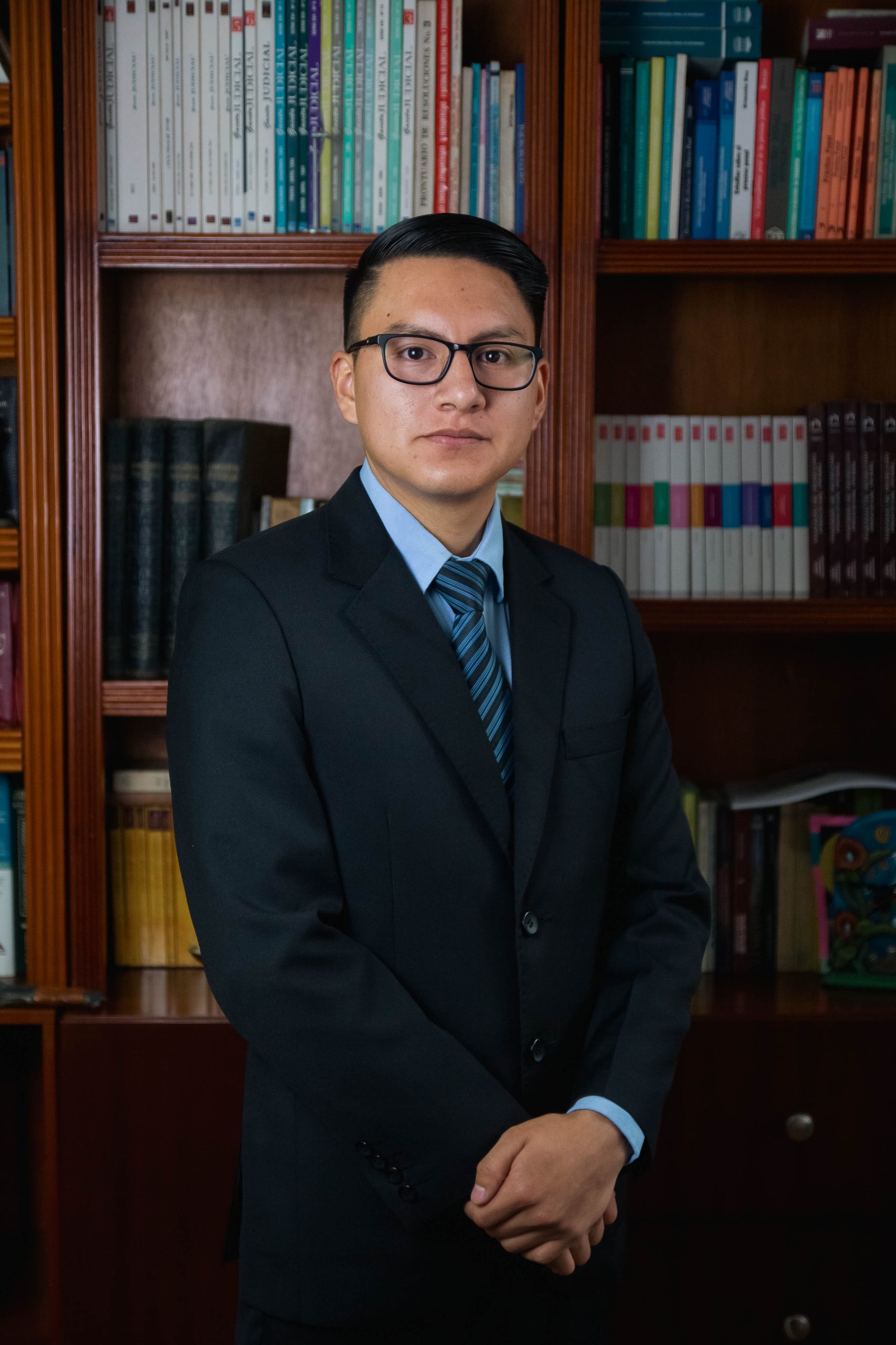 Ab. Jimmy Sanmartin Guamán.