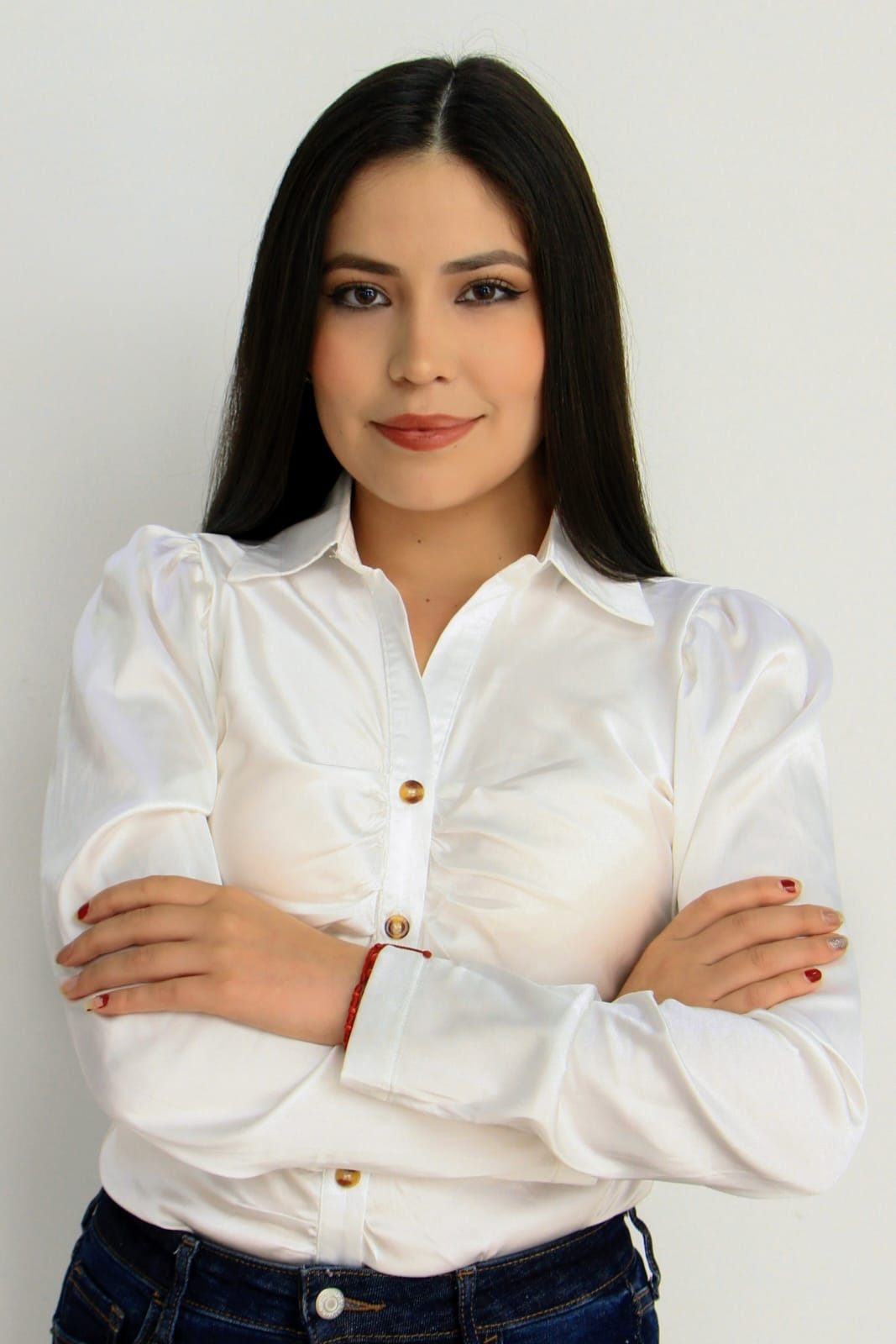 Ab. Dayanna Lizbeth Abad Castillo.